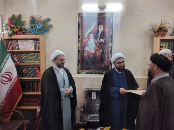 حکم معاون تبلیغ شهرستان فیروزکوه با حضور امام جمعه محترم