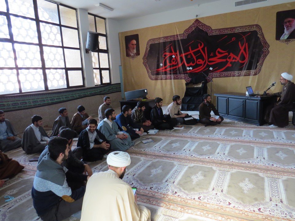 برگزاری طرح طلیعه در مدرسه امام صادق «علیه السلام» پرند