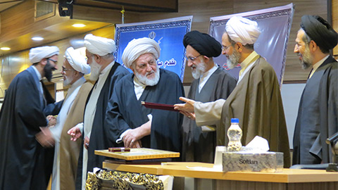 مراسم تودیع و معارفه مدیر حوزه علمیه استان تهران برگزار شد