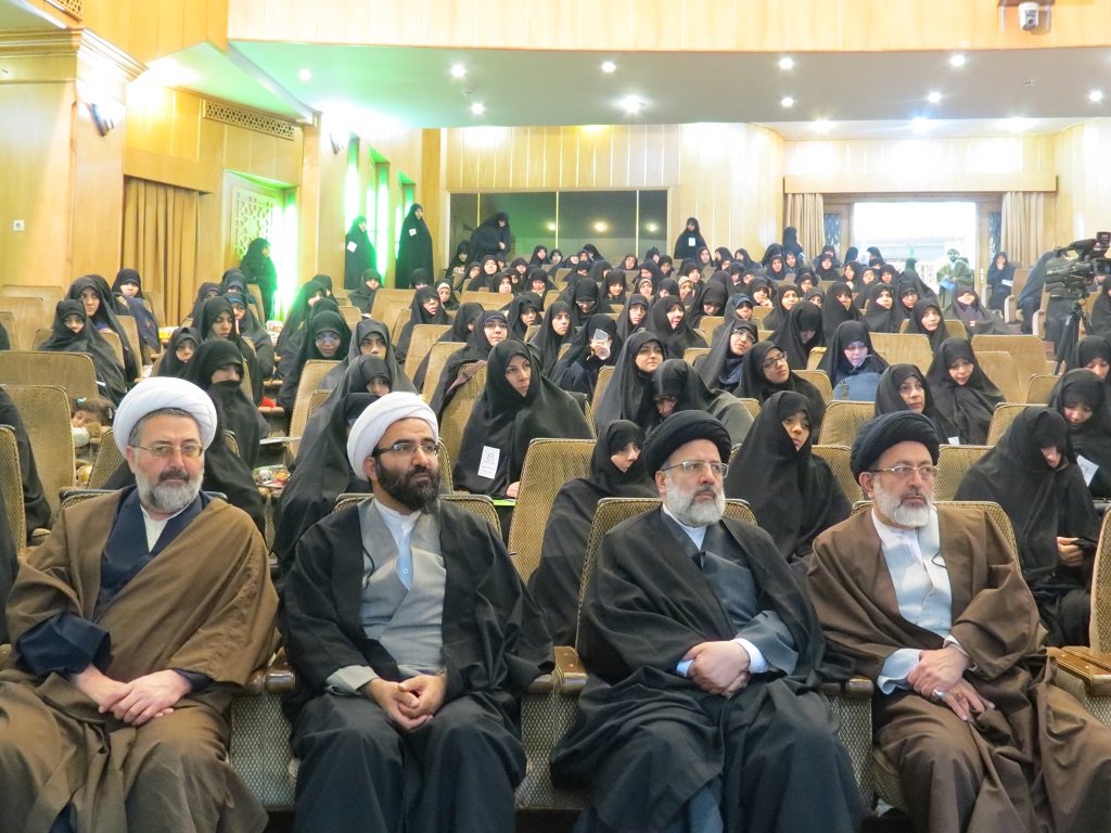 تولیت آستان قدس رضوی در اختتامیه هفتمین دوره جشنواره علامه حلی (ره): سکولاریسم اجتماعی تهدید جدی حوزه های علمیه است/ پژوهش مبتنی بر مبانی و اصول و متضمن نوآوری و خلاقیت باشد