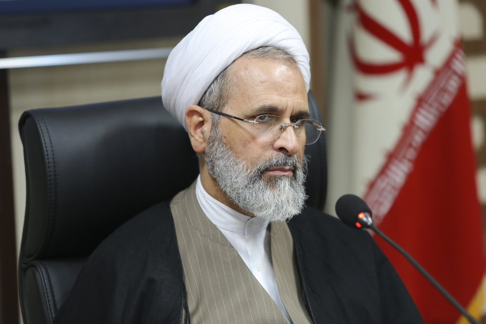 آیت الله اعرافی در اختتامیه اجلاسیه مدیران مدارس: نباید از حجم ایده در حوزه ترس داشت