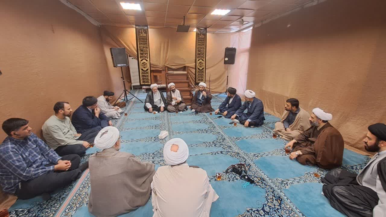 جلسه شورای معاونین مدیریت حوزه‌ علمیه استان تهران در مدرسه علمیه عبدالعظیم