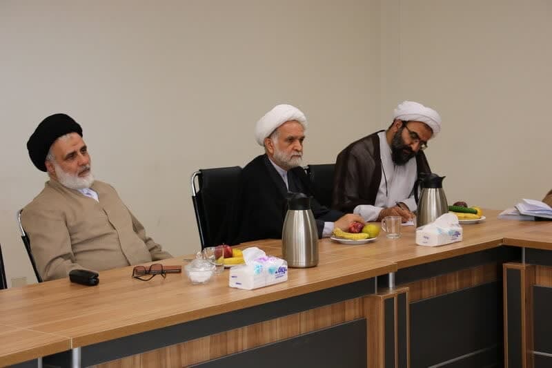راه های تقویت فعالیت‌های فرهنگی مساجد تهران با حضور مدیران نهادهای حوزوی استان بررسی شد