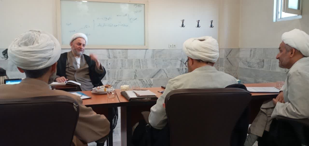 به همت معاونت آموزش امتحانات ارتقایی حکم استادی برگزار گردید