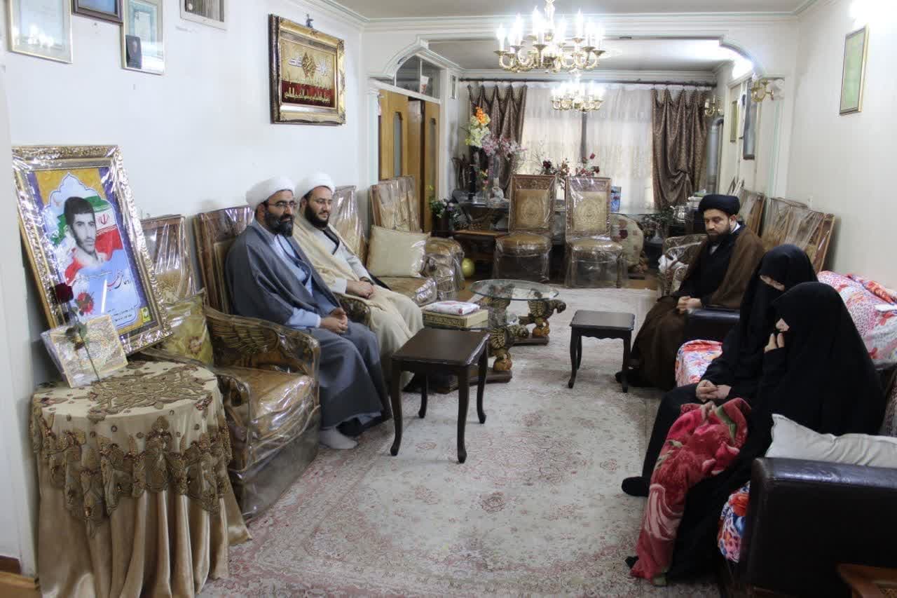  روز مادر در کنار یک مادر